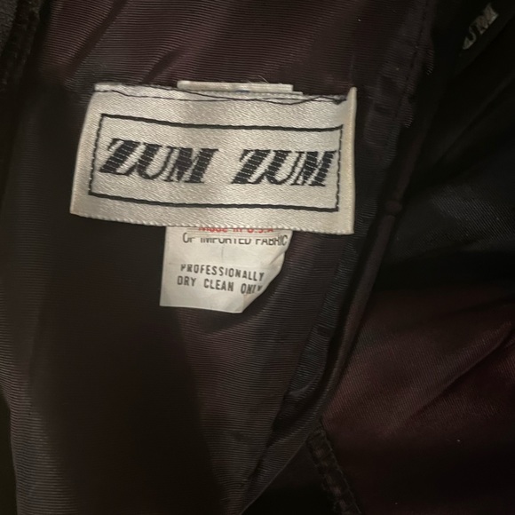 VINTAGE BLACK FORMAL - Picture 6 of 7